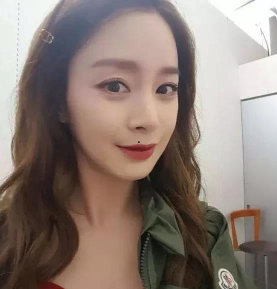 爆料金泰熙运动视频,运动达人风采尽显 第1张 爆料金泰熙运动视频,运动达人风采尽显 第1张